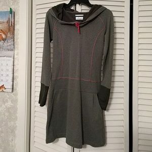 XS Columbia Omni-Wick Hooded Dress